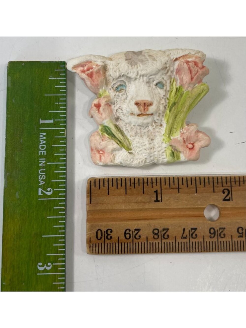 Vintage Hand Painted Lamb Tulip Porcelain Pin Brooch Ivory 90s Cottage Farmcore - Picture 3 of 5